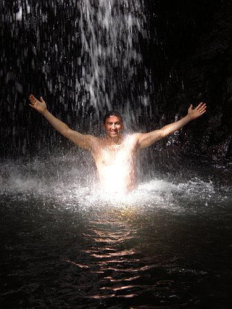 Adam Pick In Fiji On Honeymoon