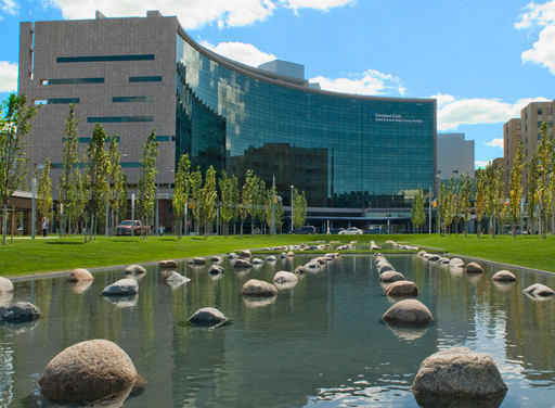 Picture Outside The Cleveland Clinic Heart Institute