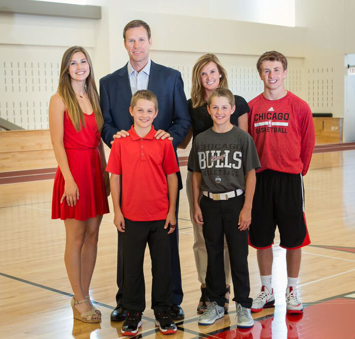 Fred-Hoiberg-Family-Photo