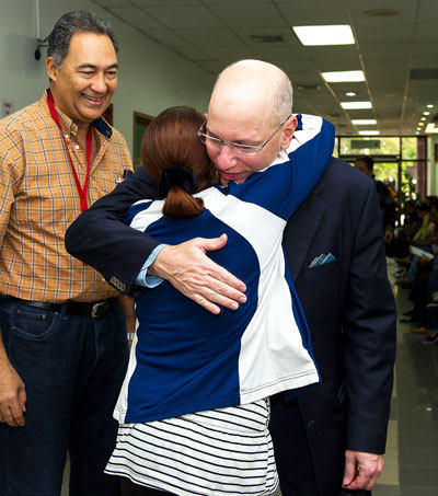 Dr. David Adams at the Mitral Foundation Mission in Dominican Republic