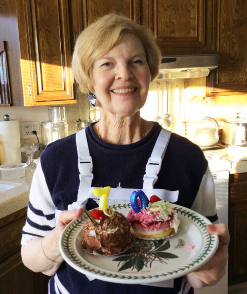 Marylins 70th Birthday Cake